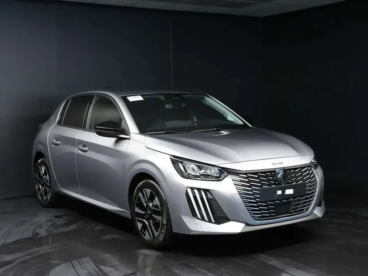 Nuova Peugeot 208 Allure 101 CV (74 kW) 2026 Grigio Utilitaria