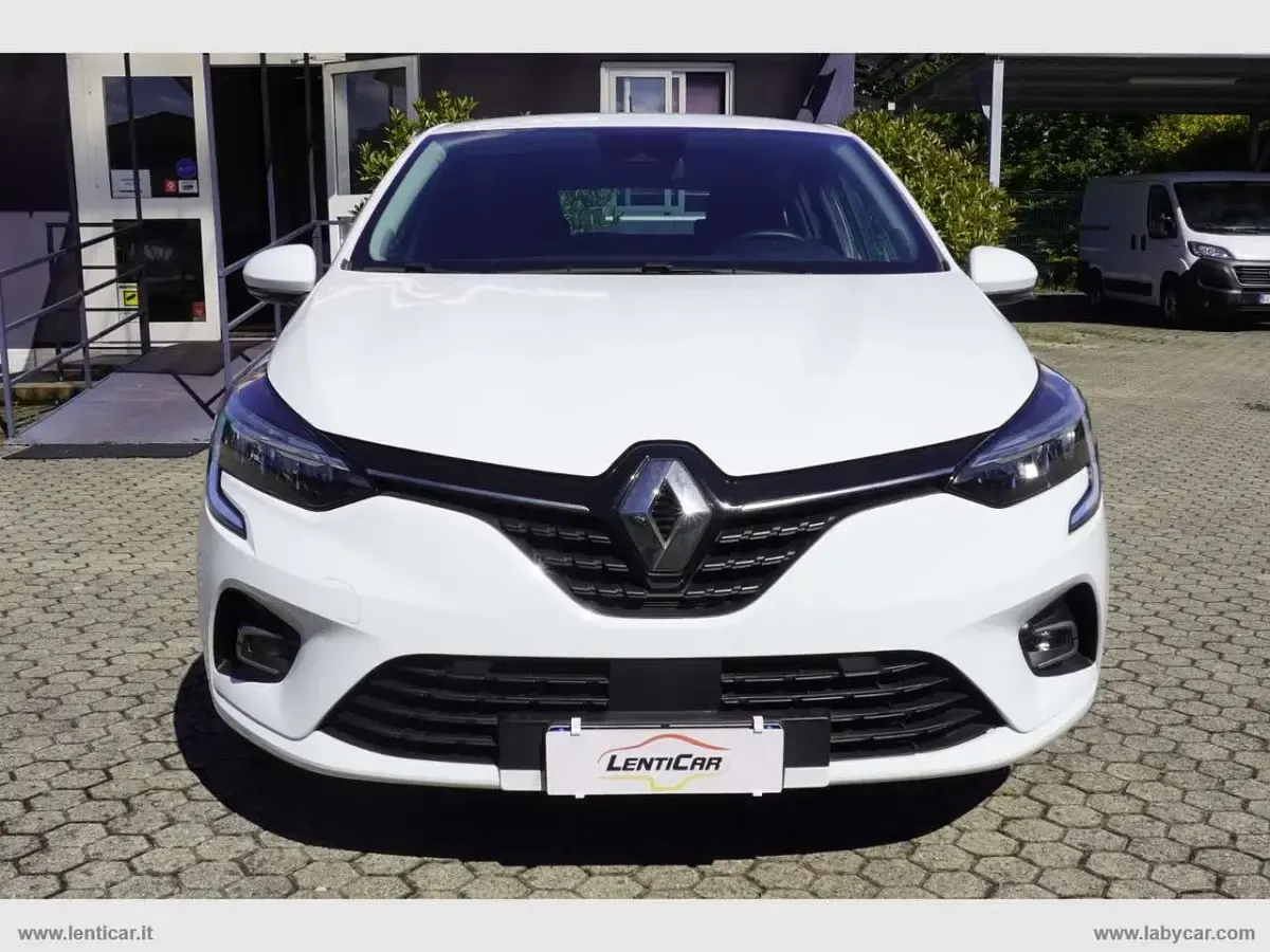 Usata Renault Clio V Business 91 CV (66 kW) 2022 Bianco Berlina