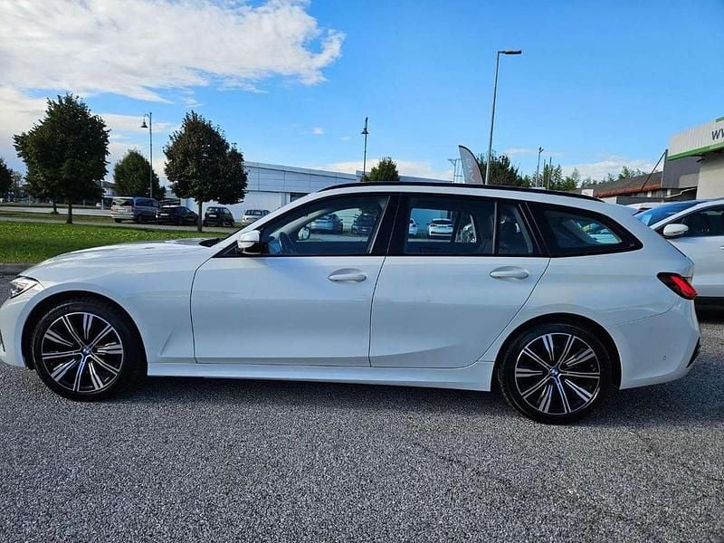Usata BMW 320 Sport Line 190 CV (139 kW) 2022 Bianco Station wagon
