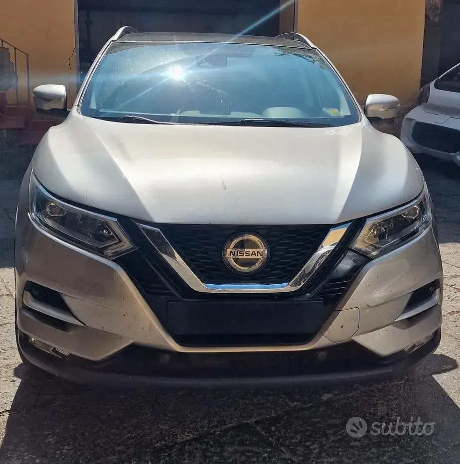 Usata Nissan Qashqai 131 CV (96 kW) 2019 Grigio SUV