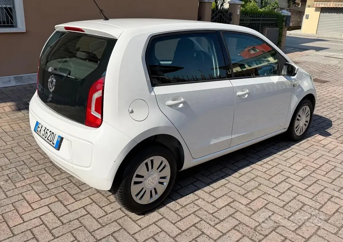 Usata VW up! 68 CV (50 kW) 2014 Bianco Utilitaria