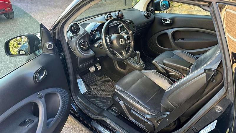 Usata Smart ForTwo Cabrio Brabus Xclusive 109 CV (80 kW) 2017 Nero Cabrio