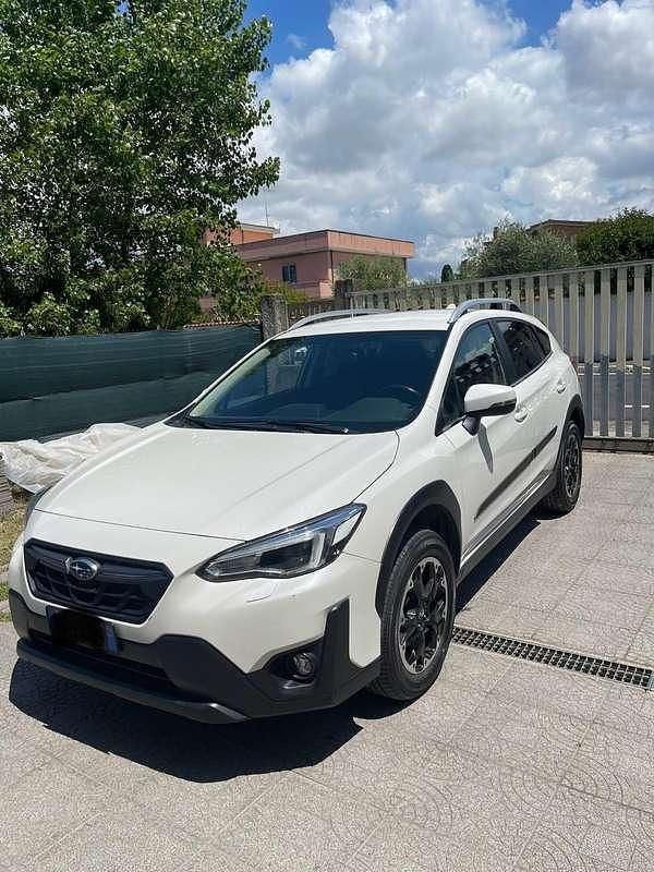 Usata Subaru XV Style 114 CV (83 kW) 2021 Bianco SUV