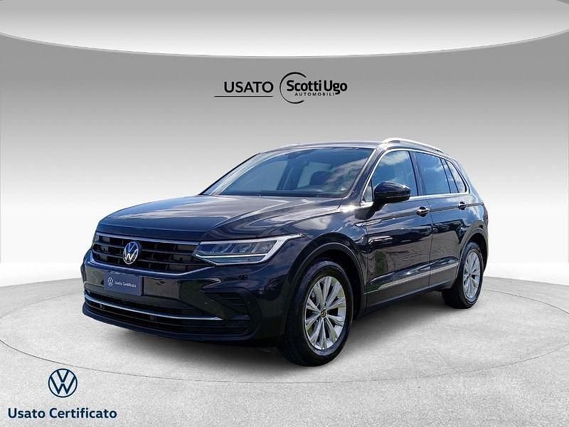 Usata VW Tiguan Life 122 CV (89 kW) 2023 Grigio SUV
