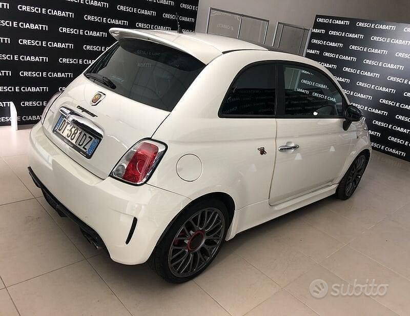 Usata Abarth 500 135 CV (99 kW) 2008 Bianco Utilitaria