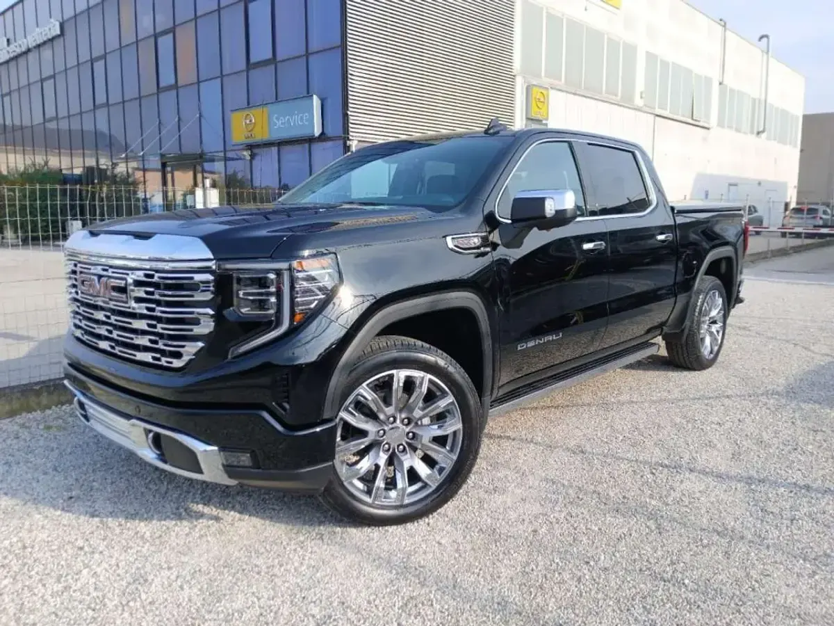 Nuova GMC Sierra 426 CV (313 kW) 2026 Nero Pick-up