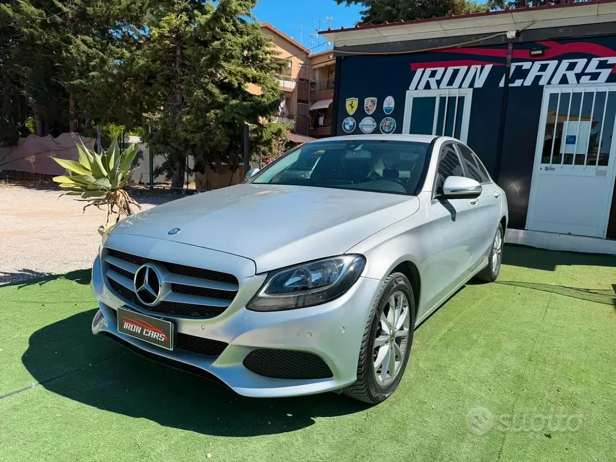 Usata Mercedes C200 Executive 136 CV (100 kW) 2016 Grigio Berlina
