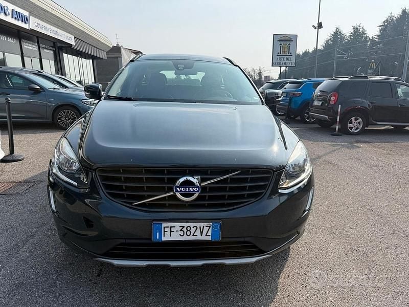 Usata Volvo XC60 Summum 190 CV (139 kW) 2016 Grigio SUV