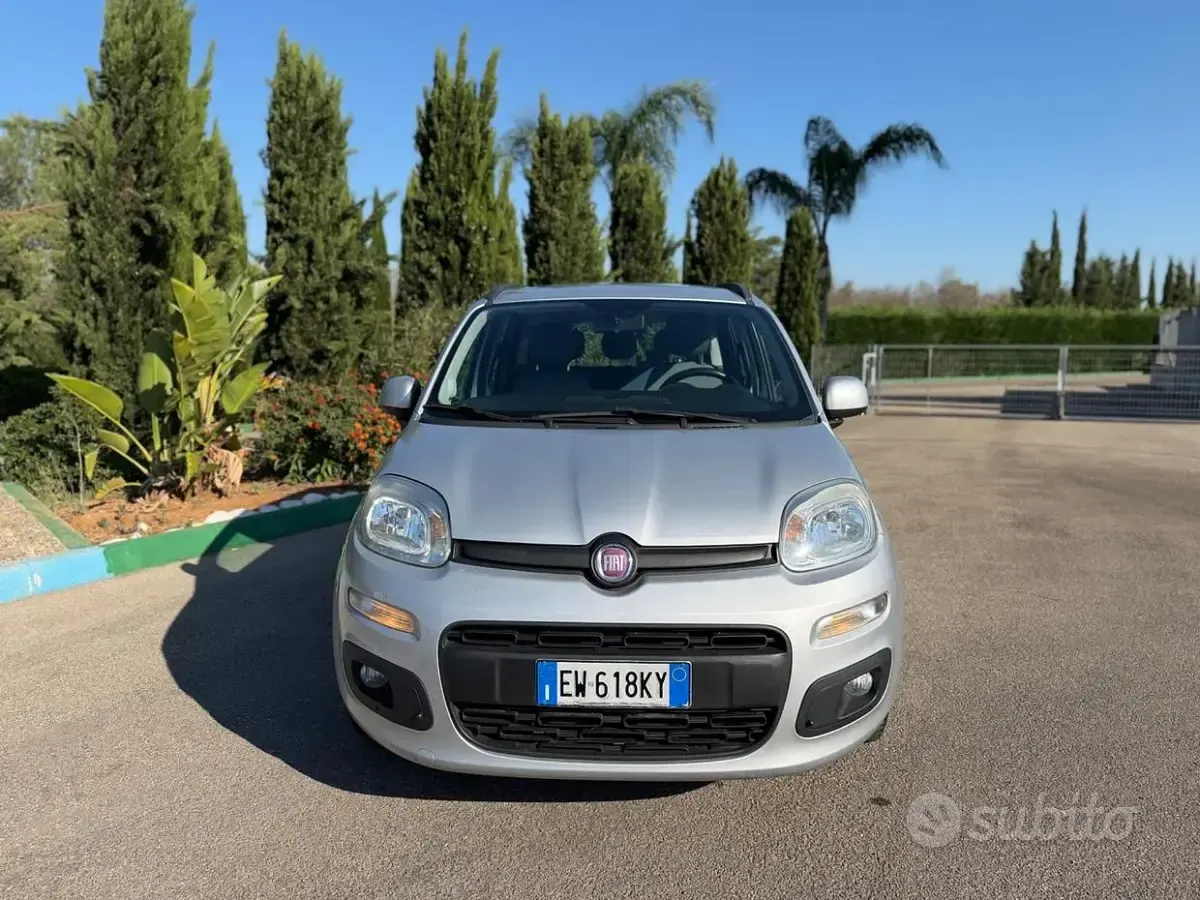 Usata Fiat Panda Lounge 69 CV (50 kW) 2014 Grigio Utilitaria