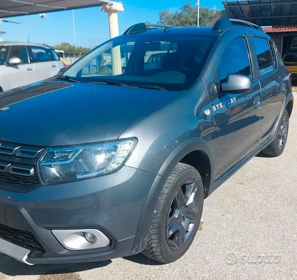 Usata Dacia Sandero 90 CV (66 kW) 2018 Nero Berlina