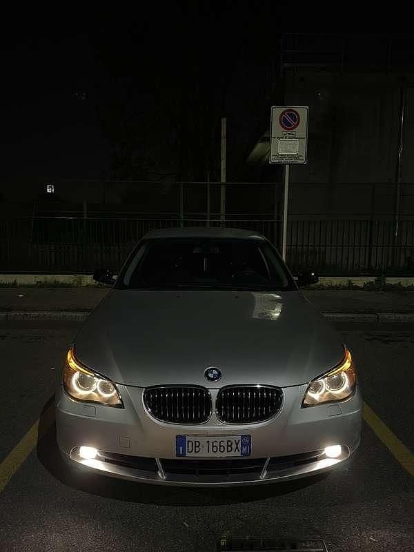 Usata 2006 BMW 525 M Sport Tre volumi | 6699 € (Buon prezzo) - Immagine 1/4