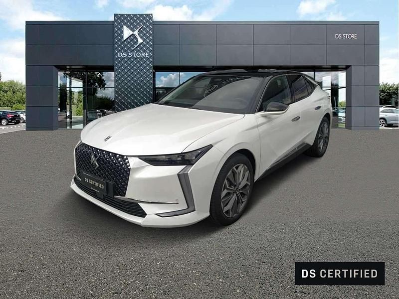 Bianco perlatetto nero Usata 2024 DS Automobiles DS4 Bastille SUV | 26.600 € (Molto cara) - Immagine 1/4