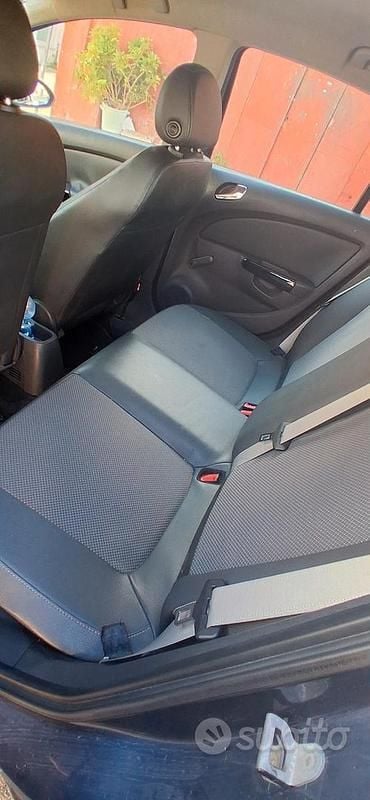 Usata Opel Corsa Cosmo 90 CV (66 kW) 2008 Blu Utilitaria