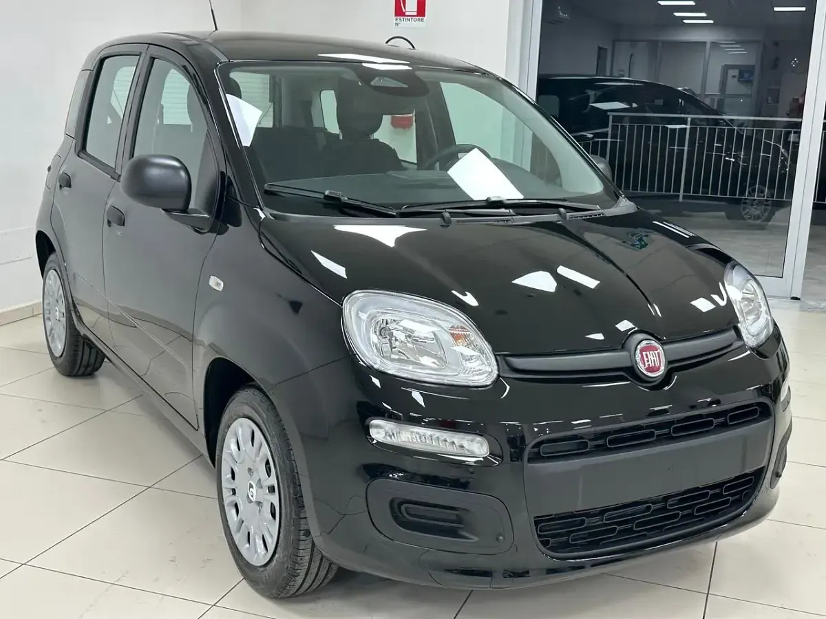 Nuova Fiat Panda S 70 CV (51 kW) 2025 Nero Utilitaria