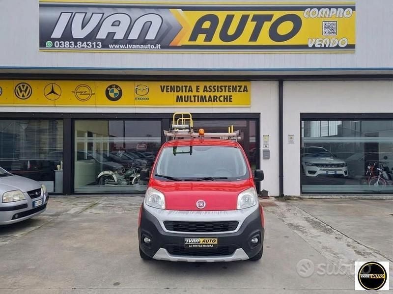 Usata Fiat Fiorino 95 CV (69 kW) 2018 Rosso Monovolume