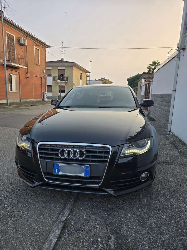 Usata Audi A4 S-Line 143 CV (105 kW) 2011 Nero Berlina