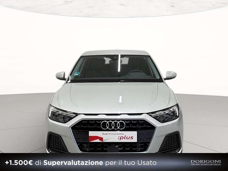 Usata Audi A1 Sportback Business 116 CV (85 kW) 2025 N8 argento cavo metallizzato Utilitaria