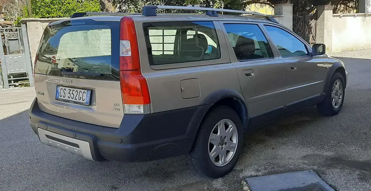 Usata Volvo XC70 163 CV (119 kW) 2004 Station wagon