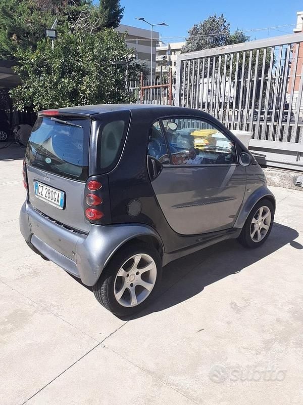 Usata Smart ForTwo Coupé 2006 Utilitaria