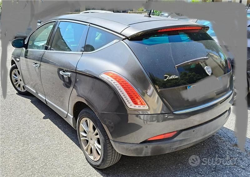 Usata Lancia Delta 192 CV (141 kW) 2009 Grigio Utilitaria