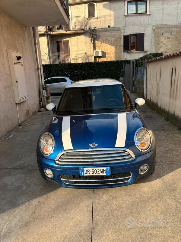 Usata 2008 Mini Cooper D Due volumi | 2100 € (Super prezzo) - Immagine 1/4