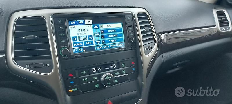 Usata Jeep Grand Cherokee 190 CV (139 kW) 2011 Nero SUV