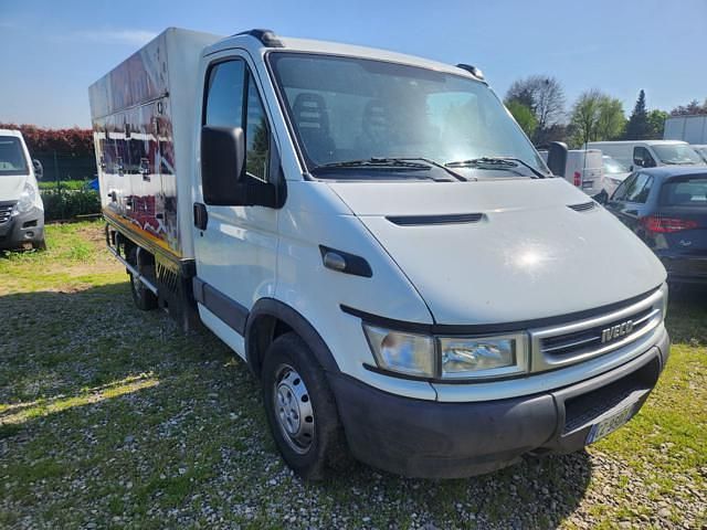 Usata Iveco Daily 95 CV (69 kW) 2006 Bianco Cabrio