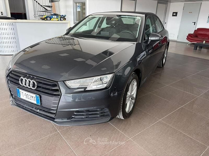 Usata Audi A4 Business 150 CV (110 kW) 2018 Grigio Berlina