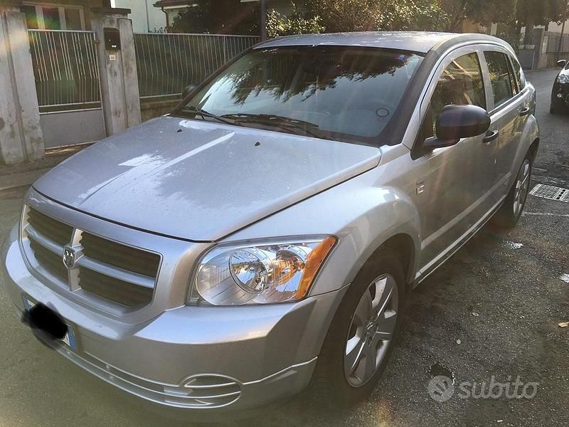 Grigio Usata 2006 Dodge Caliber Due volumi | 2000 € (Molto cara) - Immagine 1/4