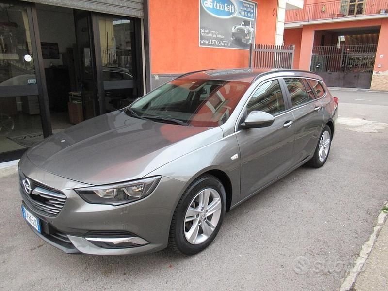 Usata Opel Insignia S 136 CV (100 kW) 2019 Grigio Station wagon