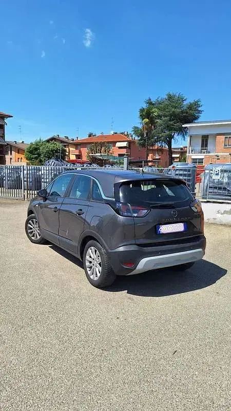 Usata Opel Crossland X 110 CV (80 kW) 2022 Grigio SUV