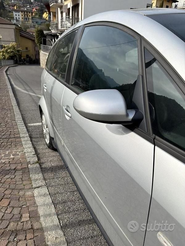 Usata Audi A2 75 CV (55 kW) 2000 Grigio Utilitaria