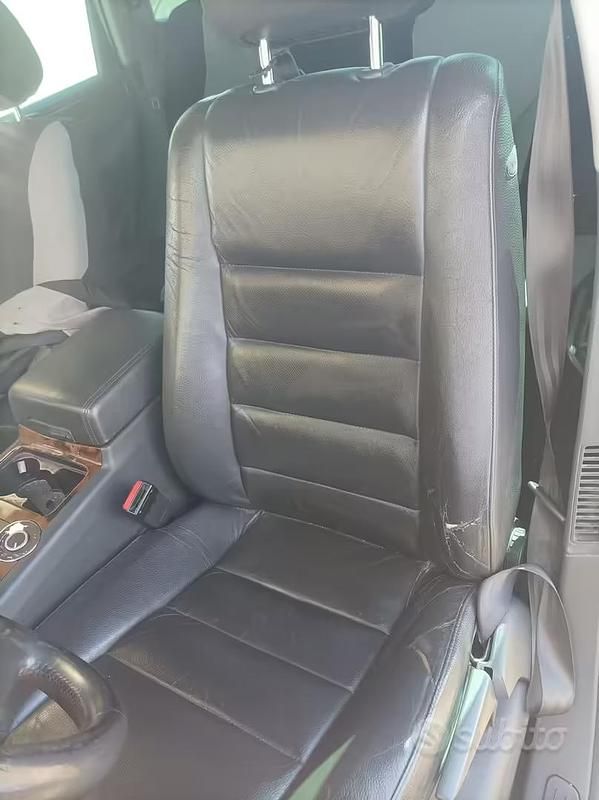 Usata VW Touareg 174 CV (127 kW) 2003 Nero SUV