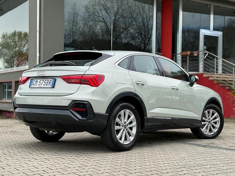 Usata Audi Q3 Sportback 150 CV (110 kW) 2022 Grigio SUV