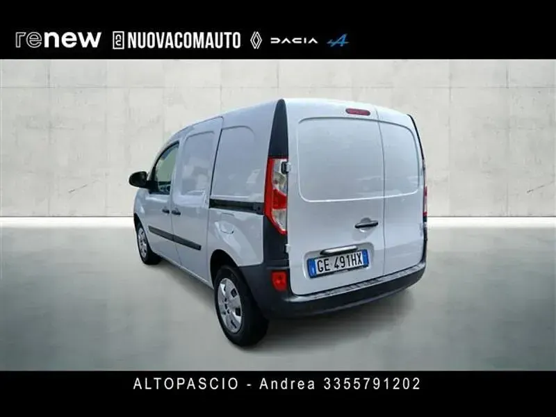 Usata Renault Kangoo 115 CV (84 kW) 2021 Bianco Monovolume