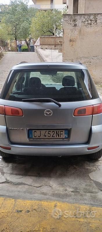 Usata Mazda 2 68 CV (50 kW) 2003 Grigio Utilitaria