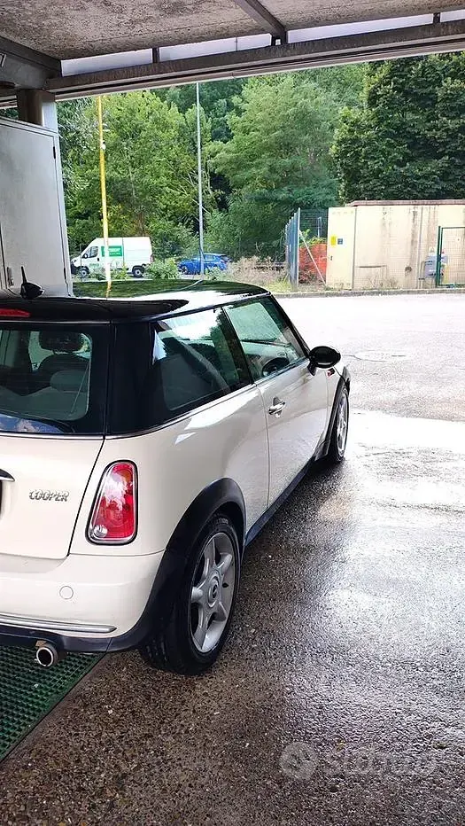Usata Mini Cooper Coupé 116 CV (85 kW) 2004 Bianco Coupé