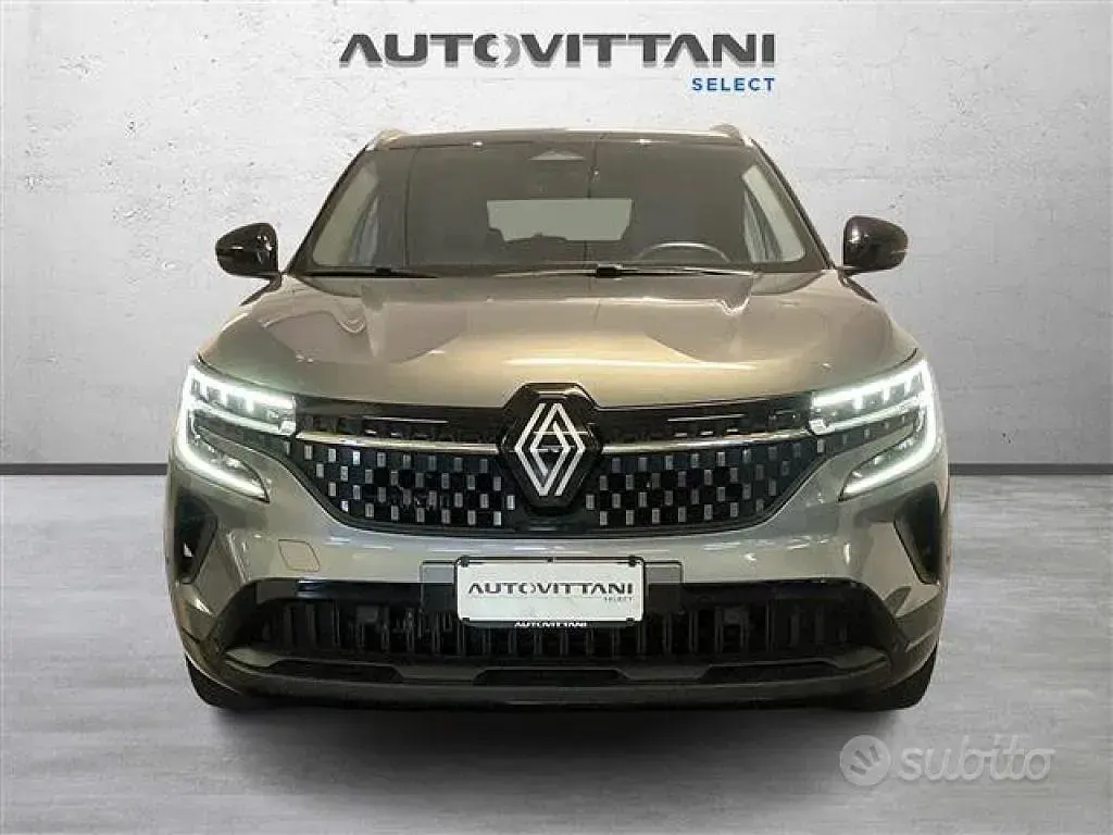 Usata Renault Austral Techno 158 CV (116 kW) 2023 Grigio scuro SUV