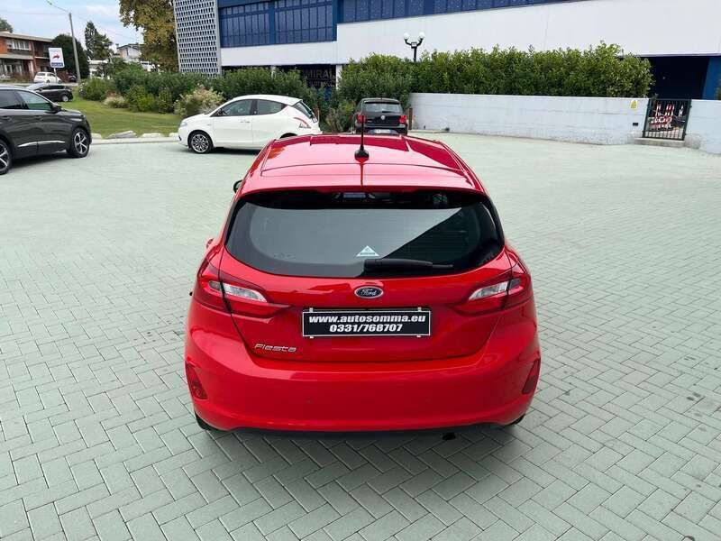 Usata Ford Fiesta Titanium 75 CV (55 kW) 2021 Rosso Utilitaria