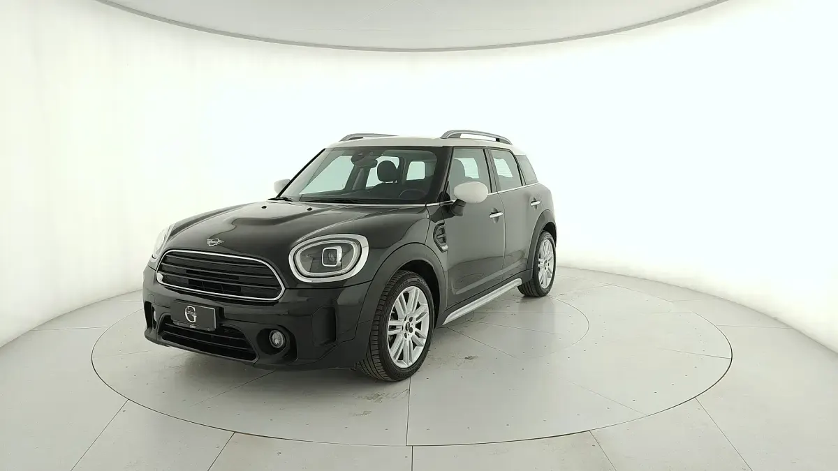 Begagnad Mini Cooper D Countryman Classic 150 HK (110 kW) 2023 SUV