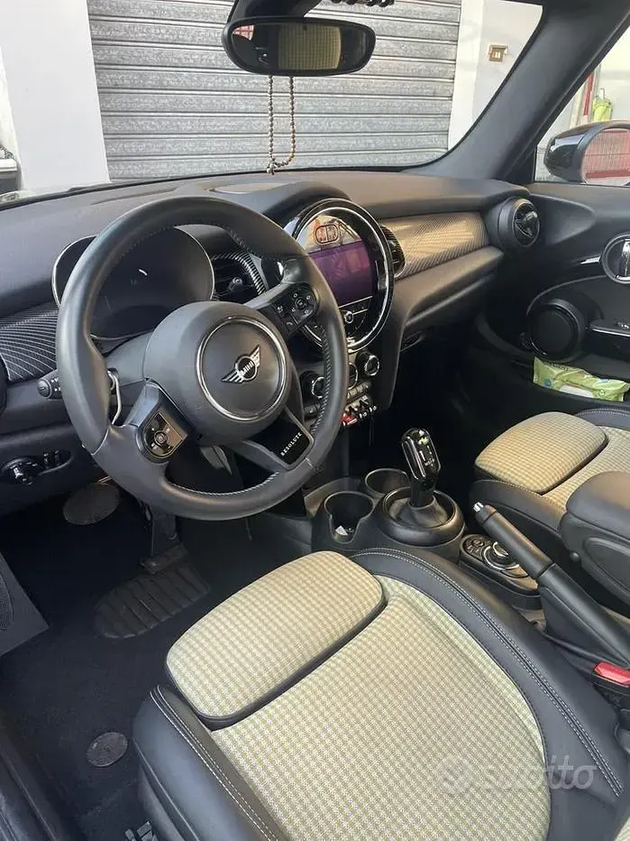 Usata Mini Cooper Cabriolet 136 CV (100 kW) 2023 Verde Cabrio