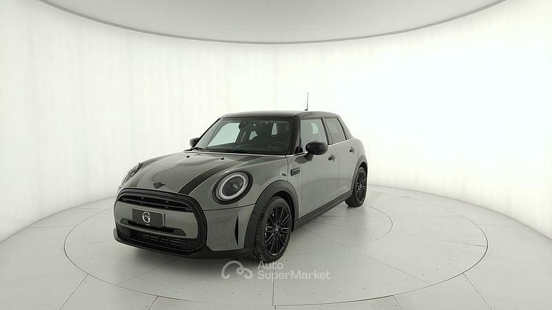 Grigio Usata 2021 Mini Cooper Classic Due volumi | 21.400 € (Cara) - Immagine 1/4