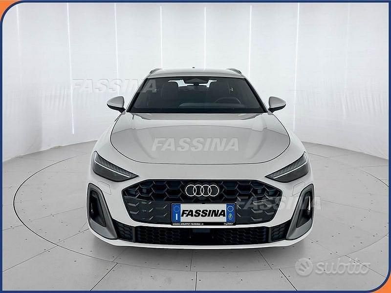 Nuova Audi A5 Comfort 204 CV (150 kW) 2025 Bianco Coupé