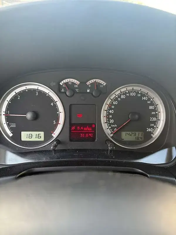 Usata VW Bora Trendline 101 CV (74 kW) 2002 Station wagon
