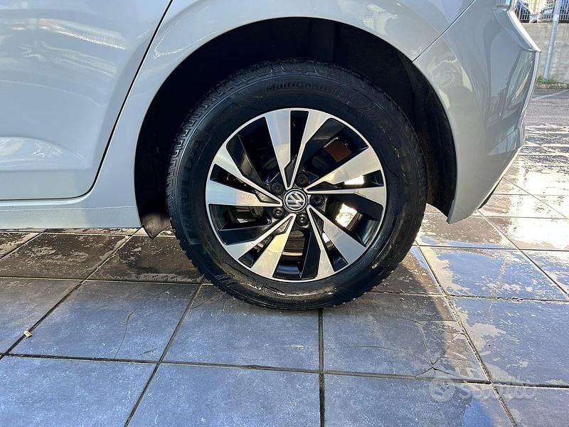 Usata VW Polo 65 CV (47 kW) 2018 Grigio Utilitaria