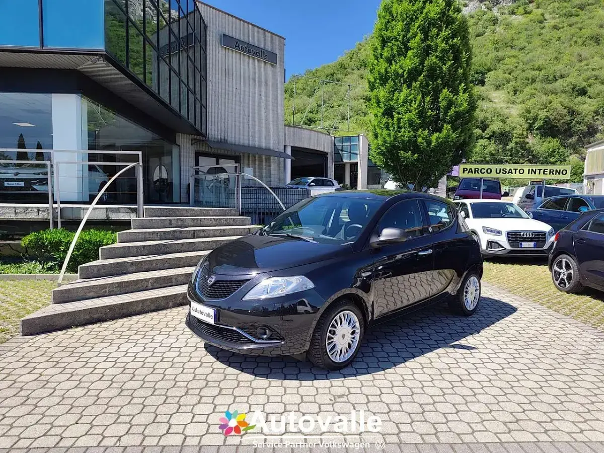 Gebraucht Lancia Ypsilon Gold 69 PS (50 kW) 2016 Kleinwagen