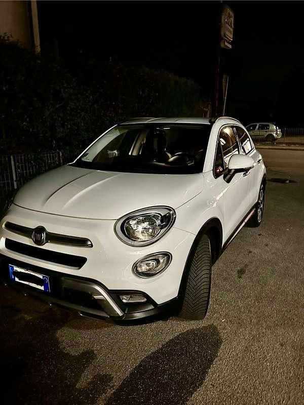 Bianco Usata 2017 Fiat 500 Cross Station wagon | 10.800 € (Buon prezzo) - Immagine 1/4