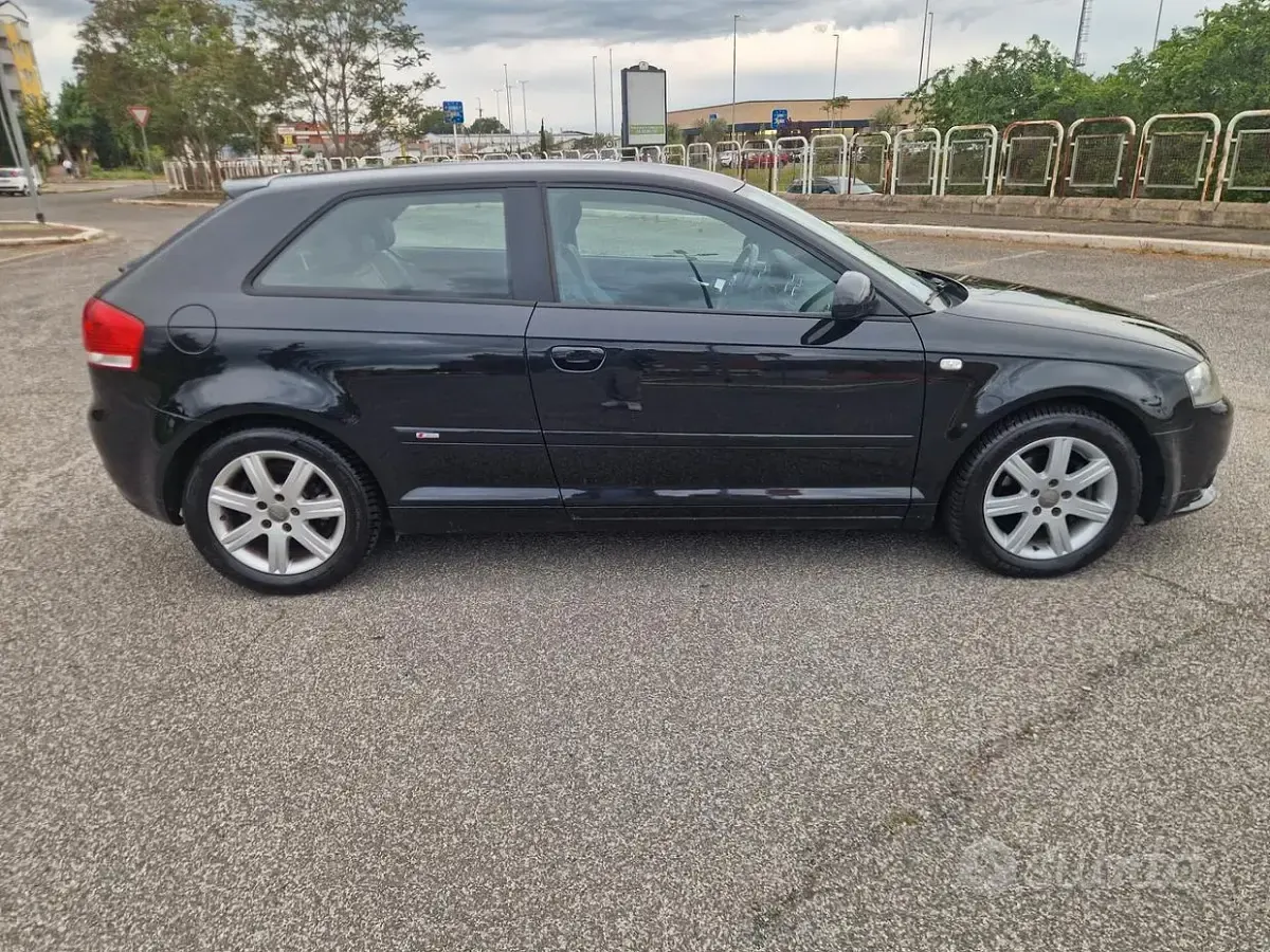 Käytetty Audi A3 S-Line 150 HP (110 kW) 2006 Musta Viistoperä