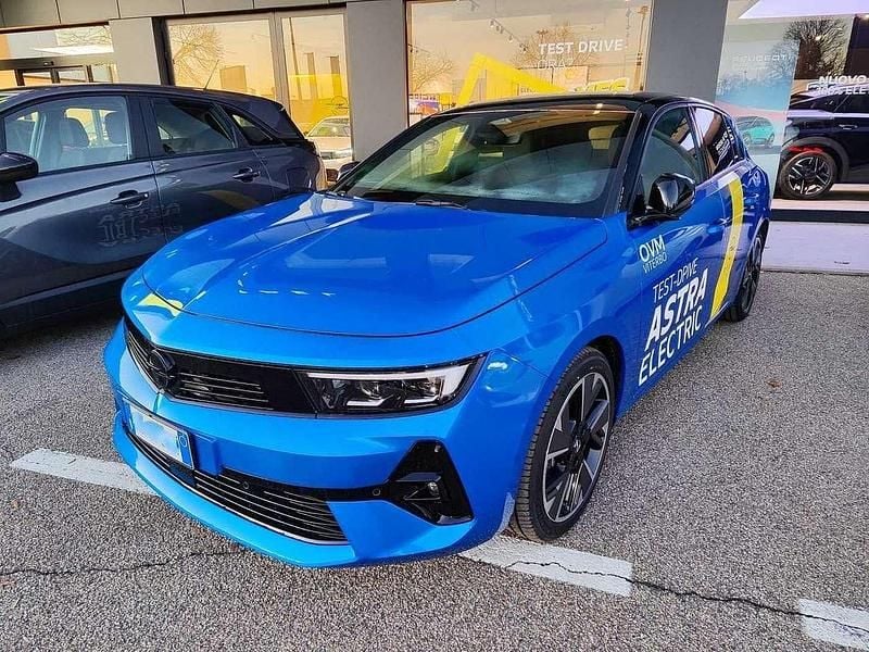 Voltaik blue Usata 2024 Opel Astra Berlina | 27.950 € (Ottimo prezzo) - Immagine 1/4