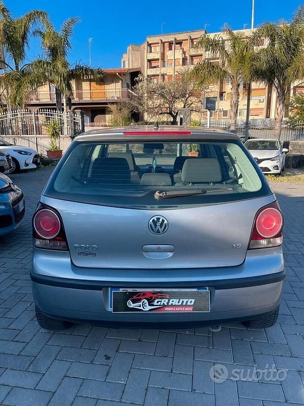 Usata VW Polo 87 CV (63 kW) 2006 Grigio Utilitaria